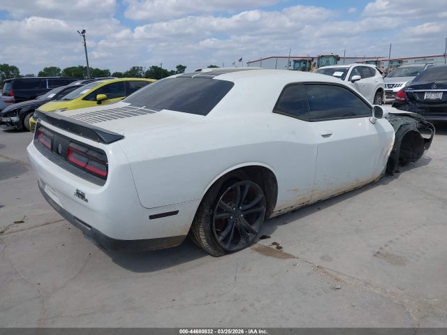 2016 Dodge Challenger Sxt Plus მანქანა იყიდება აუქციონზე, vin: 2C3CDZAG8GH195177, აუქციონის ნომერი: 44680832
