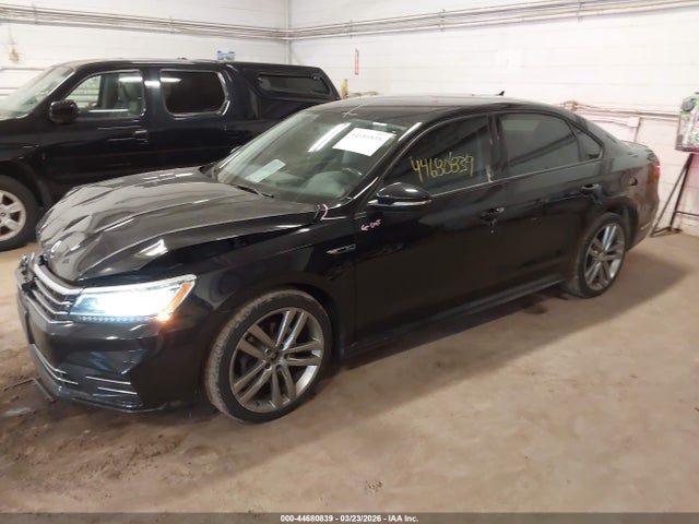 Продаж на аукціоні авто 2018 Volkswagen Passat 2.0t R-line/2.0t S, vin: 1VWAA7A30JC017915, номер лоту: 44680839