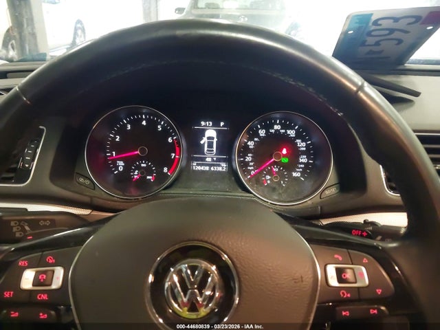 Продаж на аукціоні авто 2018 Volkswagen Passat 2.0t R-line/2.0t S, vin: 1VWAA7A30JC017915, номер лоту: 44680839