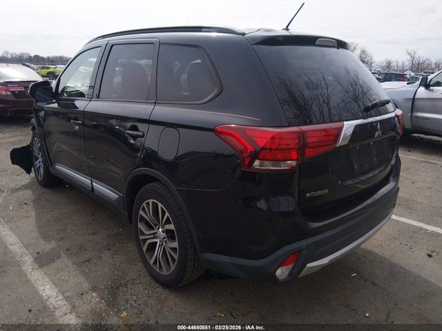 2016 MITSUBISHI OUTLANDER JA4AZ3A39GZ042462 Photo 2