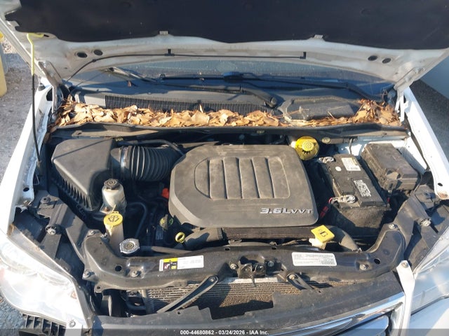 Продаж на аукціоні авто 2015 Chrysler Town & Country Touring, vin: 2C4RC1BG2FR741926, номер лоту: 44680862