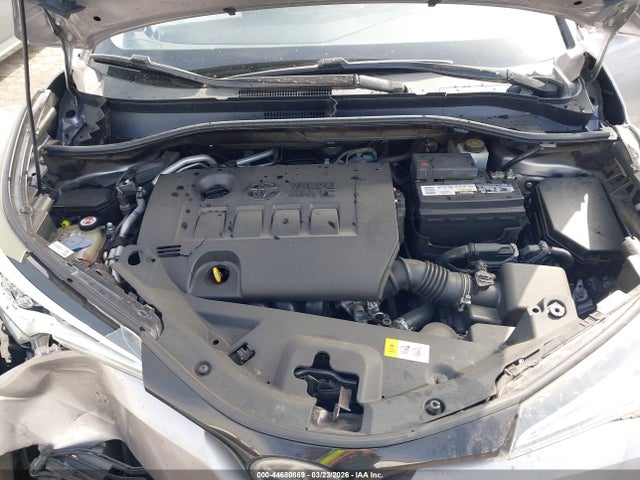 Toyota C-HR XLE 2018 NMTKHMBX9JR044885 Image 10