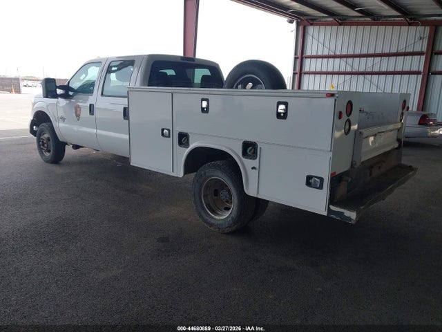 Ford F-350 Chassis Xl 2015 1FD8W3HT7FEB13193 Image 3