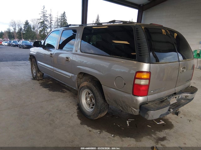 2001 CHEVROLET SUBURBAN 1500 3GNFK16T81G131886 Photo 2