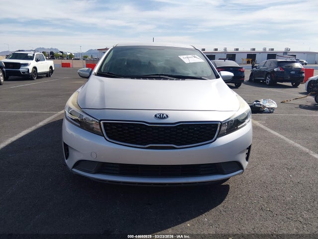 KIA FORTE LX 2017 KNAFK5A86H5695215 Image 13