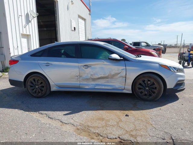 Продаж на аукціоні авто 2017 Hyundai Sonata Sport, vin: 5NPE34AF2HH486543, номер лоту: 44680939