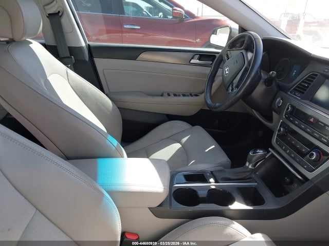 Продаж на аукціоні авто 2017 Hyundai Sonata Sport, vin: 5NPE34AF2HH486543, номер лоту: 44680939