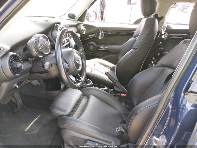 2016 MINI HARDTOP WMWXU3C56G2D29716 Photo 4