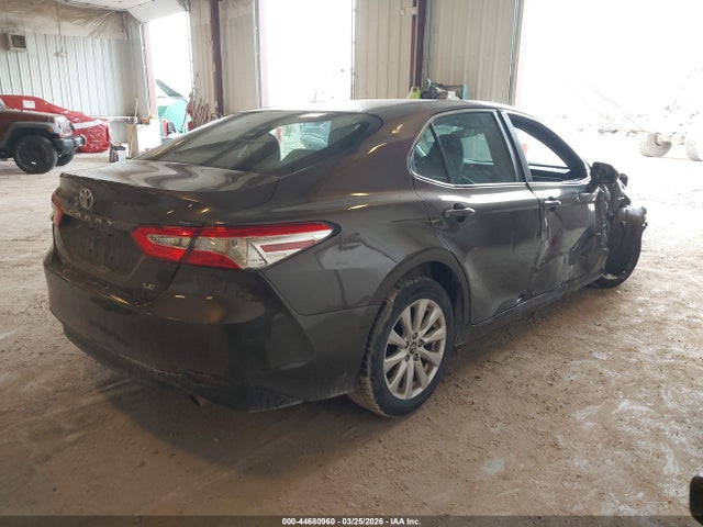 Aukcja sprzedaży 2018 Toyota Camry Le, vin: 4T1B11HK2JU056450, numer aukcji: 44680960