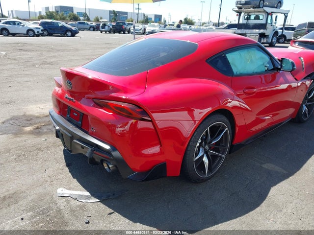 2021 TOYOTA GR SUPRA WZ1DB0C05MW040215 Photo 3