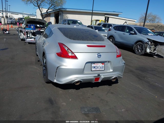JN1AZ4EH8HM954177 Nissan 370z Touring