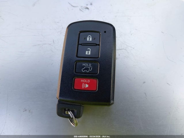 JTDACAAU6S3056156 Toyota Prius Le