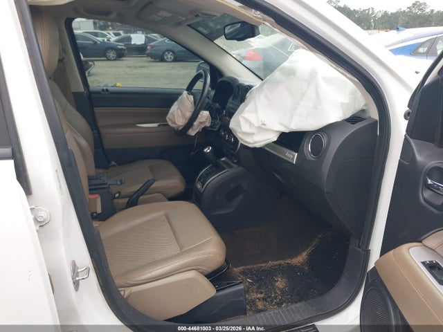 1C4NJCEA3ED529321 Jeep Compass Latitude