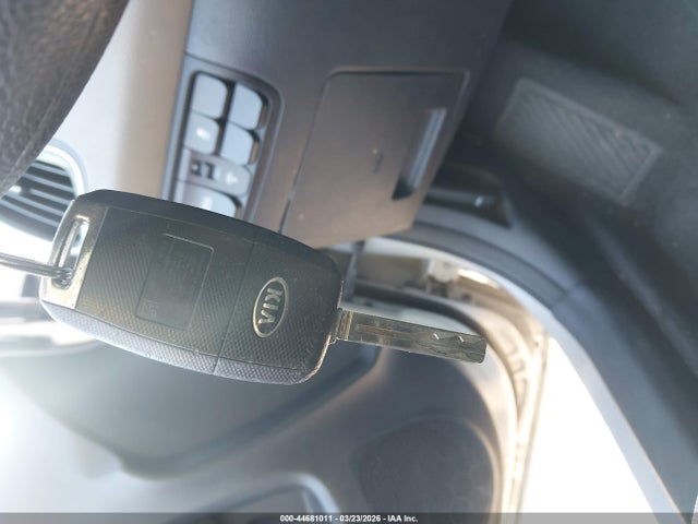 Aukcja sprzedaży 2017 Kia Rio Lx, vin: KNADM4A30H6024925, numer aukcji: 44681011