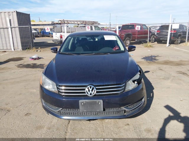 44681012 :رقم المزاد ، 1VWAP7A38DC052012 vin ، 2013 Volkswagen Passat 2.5l S مزاد بيع