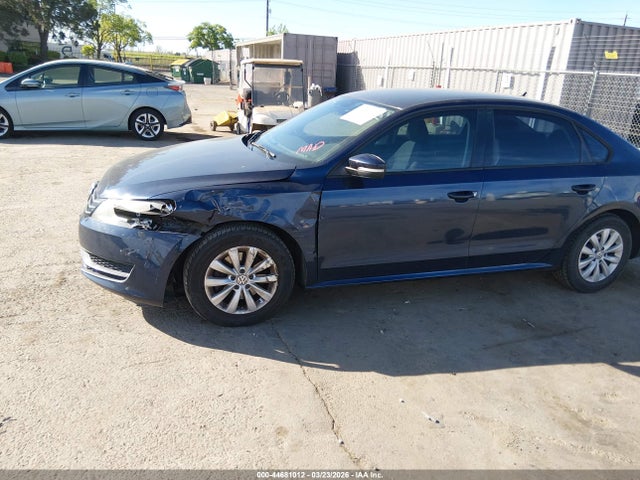 2013 VOLKSWAGEN PASSAT 1VWAP7A38DC052012 Photo 5