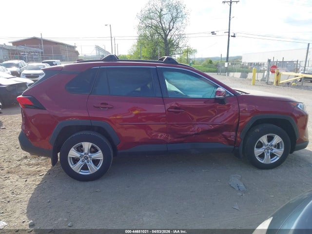 2T3W1RFV1MW118929 Toyota Rav4 Xle
