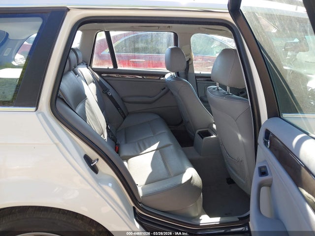 44681026 :رقم المزاد ، WBAEP334X2PF00260 vin ، 2002 Bmw 325xit مزاد بيع