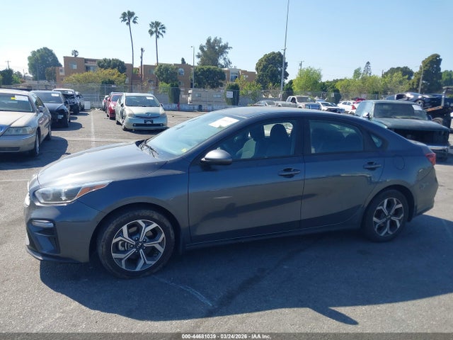 3KPF24AD3ME391560 KIA Forte Lxs