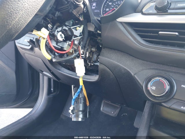 3KPF24AD3ME391560 KIA Forte Lxs