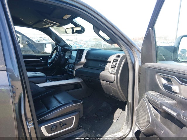 Продаж на аукціоні авто 2019 Ram 1500 Laramie  4x4 5'7 Box, vin: 1C6SRFJT8KN573803, номер лоту: 44681051