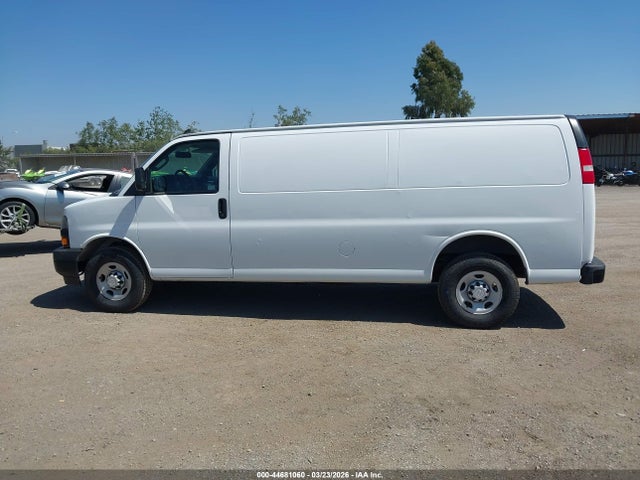 1GCZGHFG4J1316955 Chevrolet Express 3500 Work Van