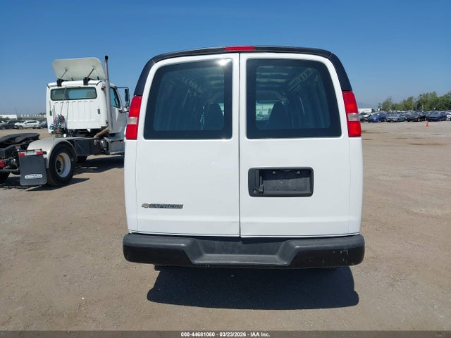1GCZGHFG4J1316955 Chevrolet Express 3500 Work Van