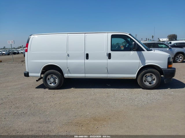 1GCWGAFG8J1272212 Chevrolet Express 2500 Work Van