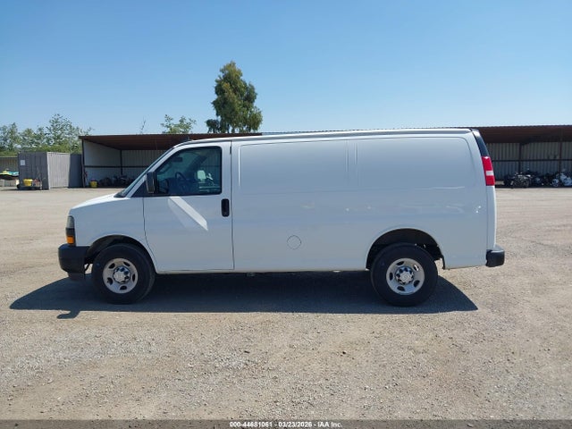 1GCWGAFG8J1272212 Chevrolet Express 2500 Work Van