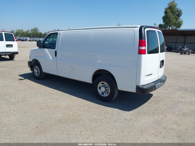 1GCWGAFG8J1272212 Chevrolet Express 2500 Work Van
