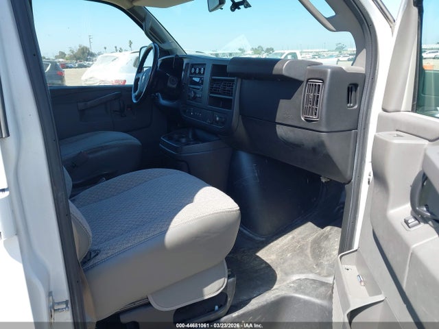 1GCWGAFG8J1272212 Chevrolet Express 2500 Work Van