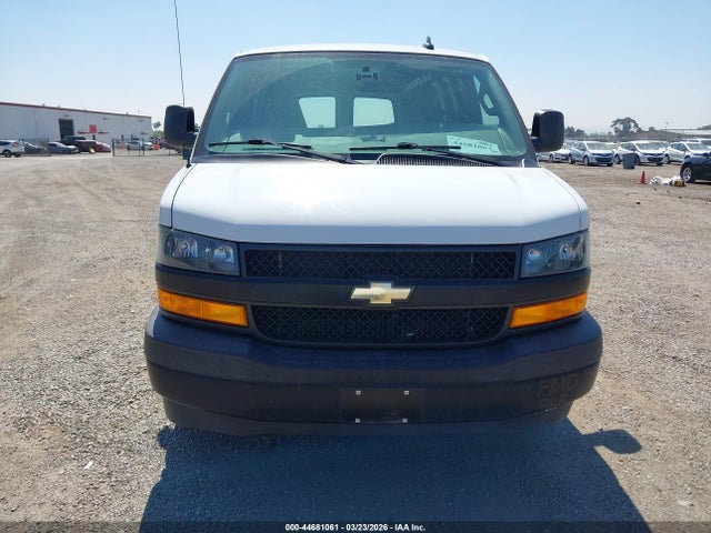 1GCWGAFG8J1272212 Chevrolet Express 2500 Work Van