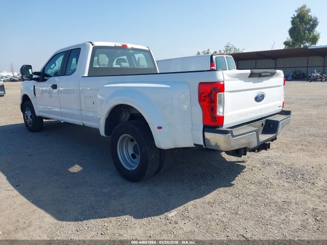 Ford F-350 Xl 2018 1FT8X3C64JEC84009 Image 3