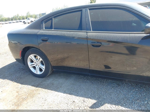2C3CDXBG4JH303501 Dodge Charger Sxt Rwd