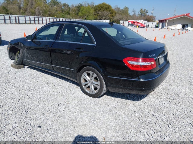 44681065 :رقم المزاد ، WDDHF5GB6BA437820 vin ، 2011 Mercedes-benz E 350 مزاد بيع