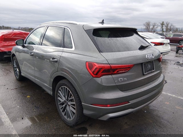 Продаж на аукціоні авто 2021 Audi Q3 Premium 40 Tfsi Quattro Tiptronic, vin: WA1AUCF32M1110070, номер лоту: 44681069