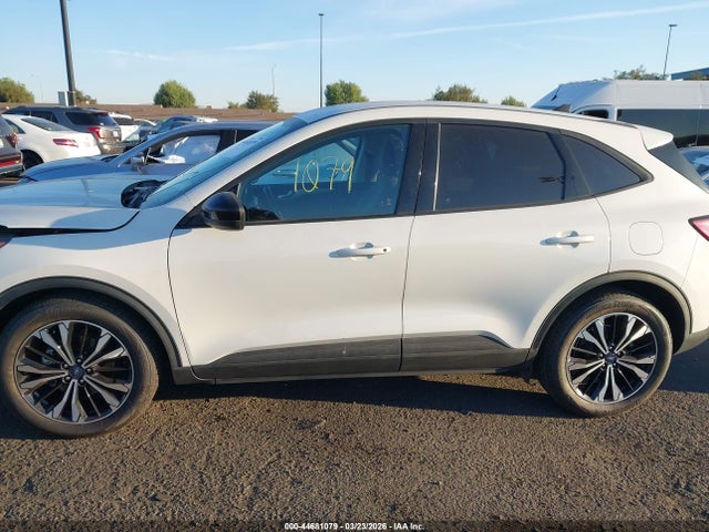1FMCU0BZ5MUA36466 Ford Escape Se Hybrid