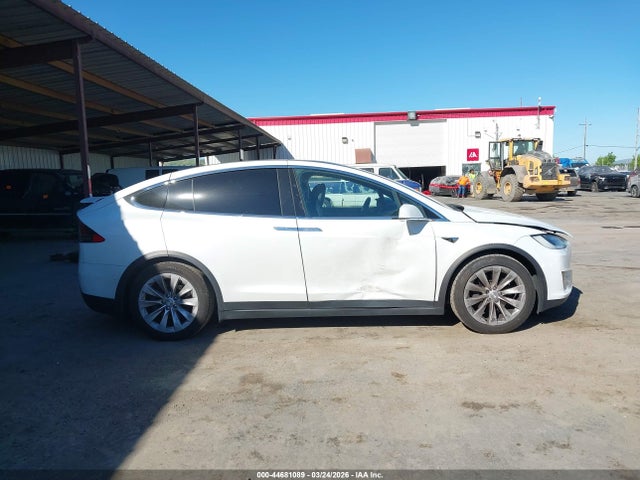 Aukcja sprzedaży 2018 Tesla Model X 100d/75d/p100d, vin: 5YJXCDE26JF142492, numer aukcji: 44681089