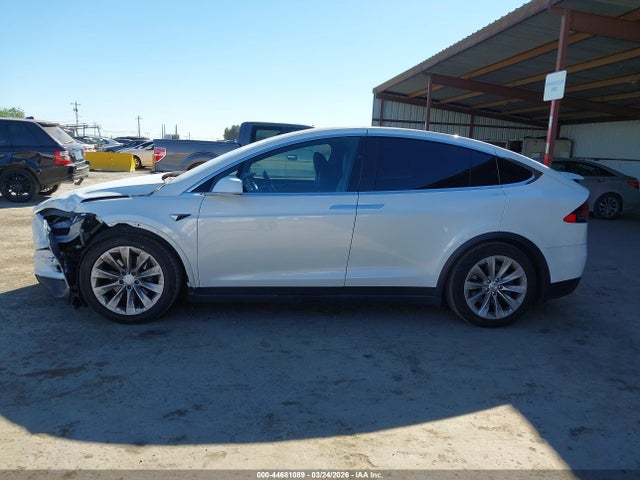 Aukcja sprzedaży 2018 Tesla Model X 100d/75d/p100d, vin: 5YJXCDE26JF142492, numer aukcji: 44681089