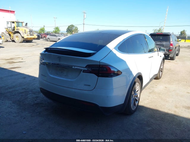 Aukcja sprzedaży 2018 Tesla Model X 100d/75d/p100d, vin: 5YJXCDE26JF142492, numer aukcji: 44681089