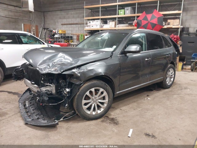 44681101 :رقم المزاد ، WA1C2AFP8HA094713 vin ، 2017 Audi Q5 2.0t Premium مزاد بيع