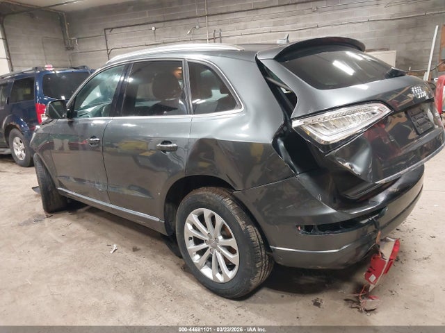 44681101 :رقم المزاد ، WA1C2AFP8HA094713 vin ، 2017 Audi Q5 2.0t Premium مزاد بيع