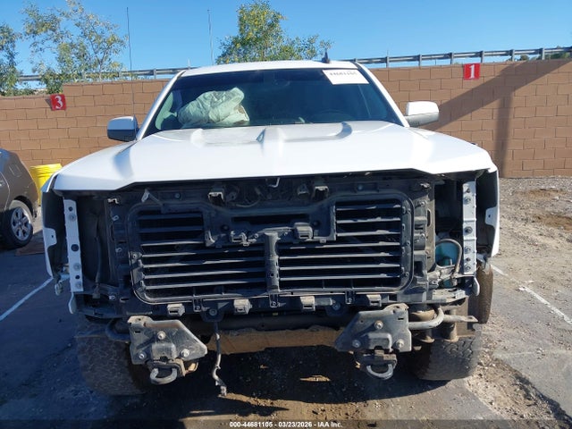 3GCUKREC2HG266968 Chevrolet Silverado 1500 1lt