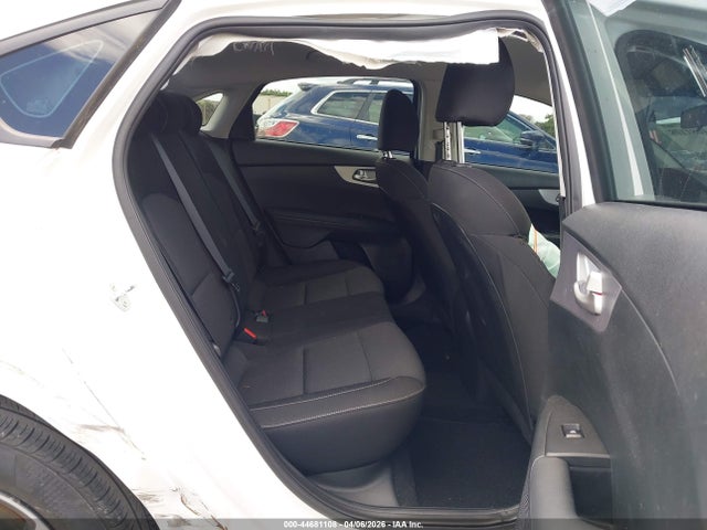 2024 Kia Forte Lxs მანქანა იყიდება აუქციონზე, vin: 3KPF24AD8RE787734, აუქციონის ნომერი: 44681108