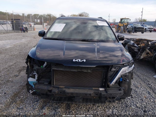 44681120 :رقم المزاد ، KNDNE5H34N6088381 vin ، 2022 Kia Carnival Mpv Sx مزاد بيع