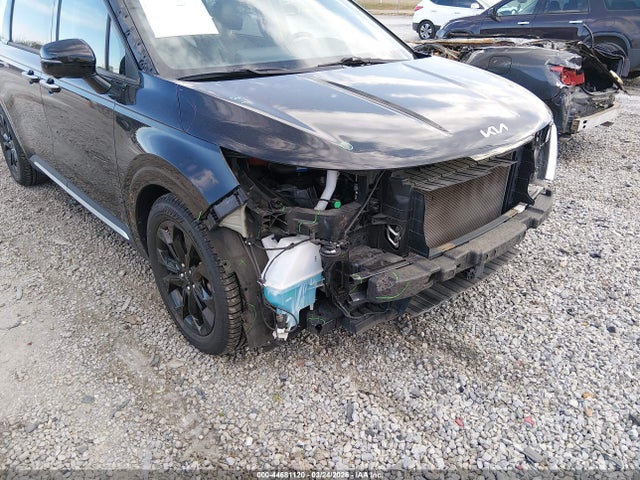44681120 :رقم المزاد ، KNDNE5H34N6088381 vin ، 2022 Kia Carnival Mpv Sx مزاد بيع