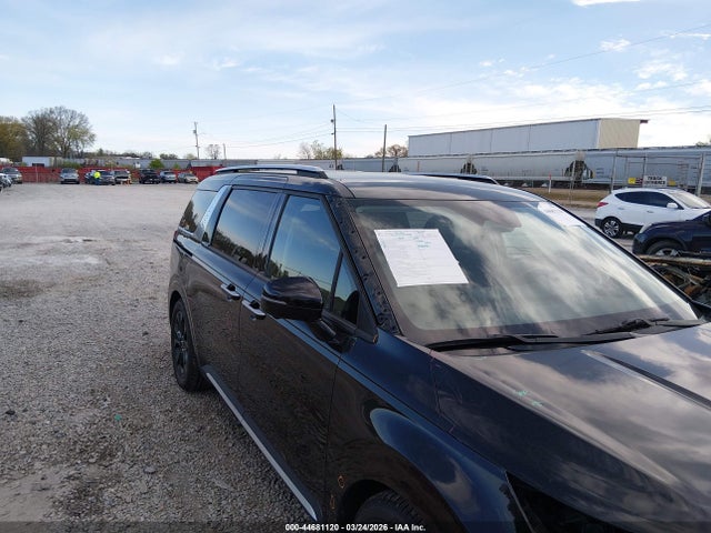 44681120 :رقم المزاد ، KNDNE5H34N6088381 vin ، 2022 Kia Carnival Mpv Sx مزاد بيع