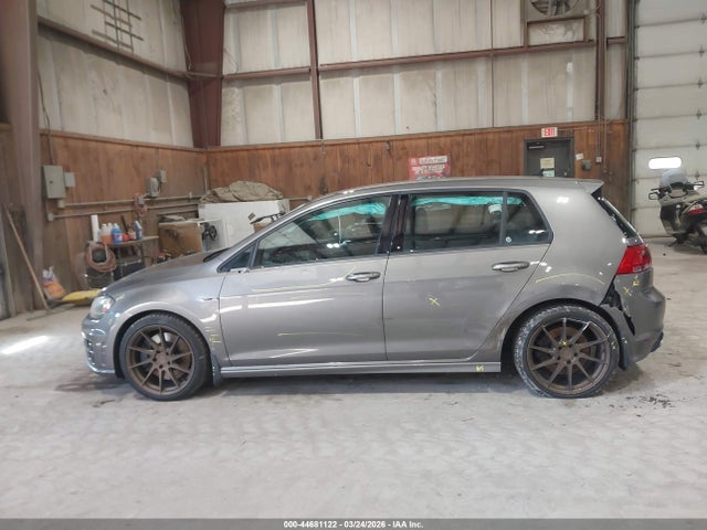 44681122 :رقم المزاد ، WVWVF7AU6HW087927 vin ، 2017 Volkswagen Golf R 4-door W/dcc   Navigation مزاد بيع