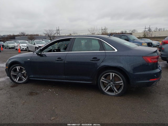2018 Audi A4 2.0t Premium მანქანა იყიდება აუქციონზე, vin: WAUFNAF4XJN002061, აუქციონის ნომერი: 44681127
