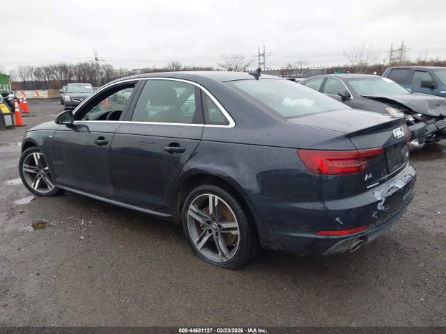 2018 Audi A4 2.0t Premium მანქანა იყიდება აუქციონზე, vin: WAUFNAF4XJN002061, აუქციონის ნომერი: 44681127